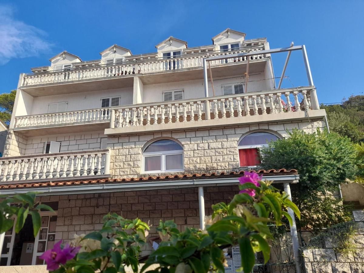 Apartments Sponga Polace Exterior photo